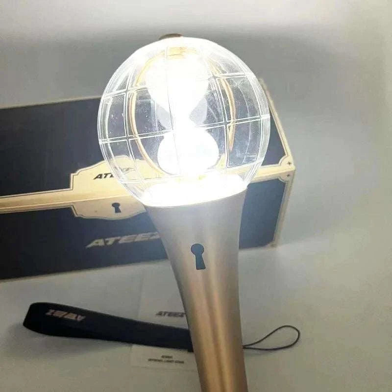 Kpop Ateezed Ver.2 Ver.1 Lightstick Globe Hand Lamp Concert Lamp Hiphop Light Stick Flash Fluorescent Fans Collection otakupop.store