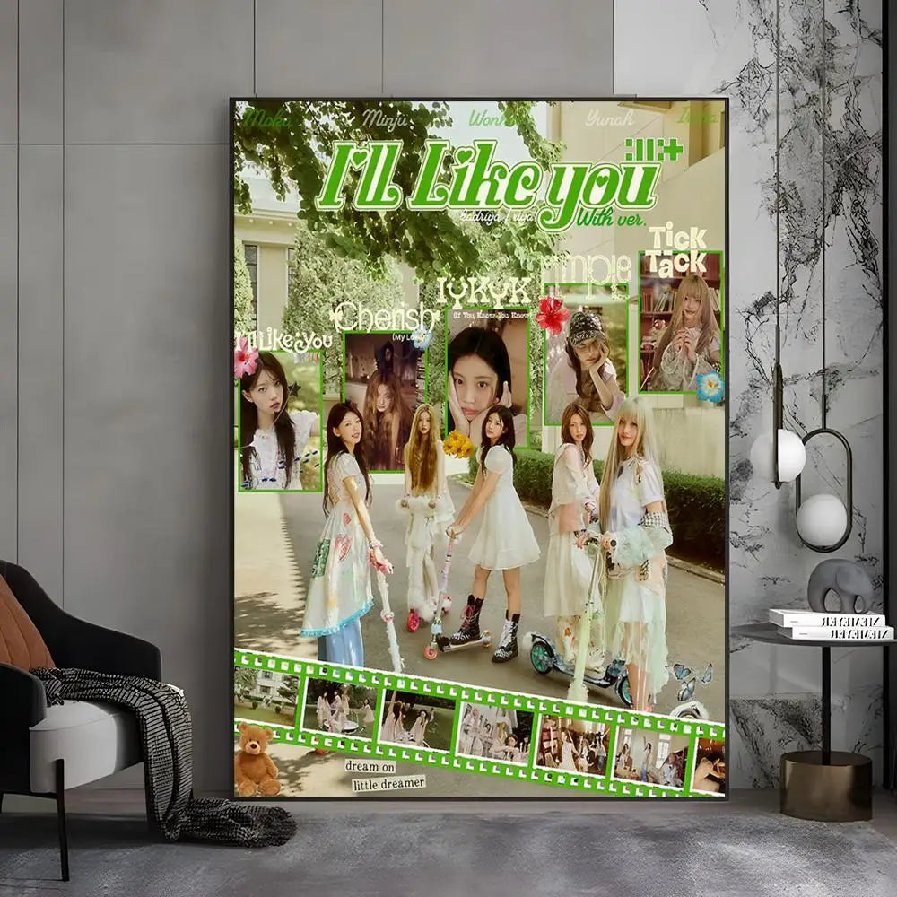 Poster ILLIT – K-pop Wall Art Premium 50x70 cm