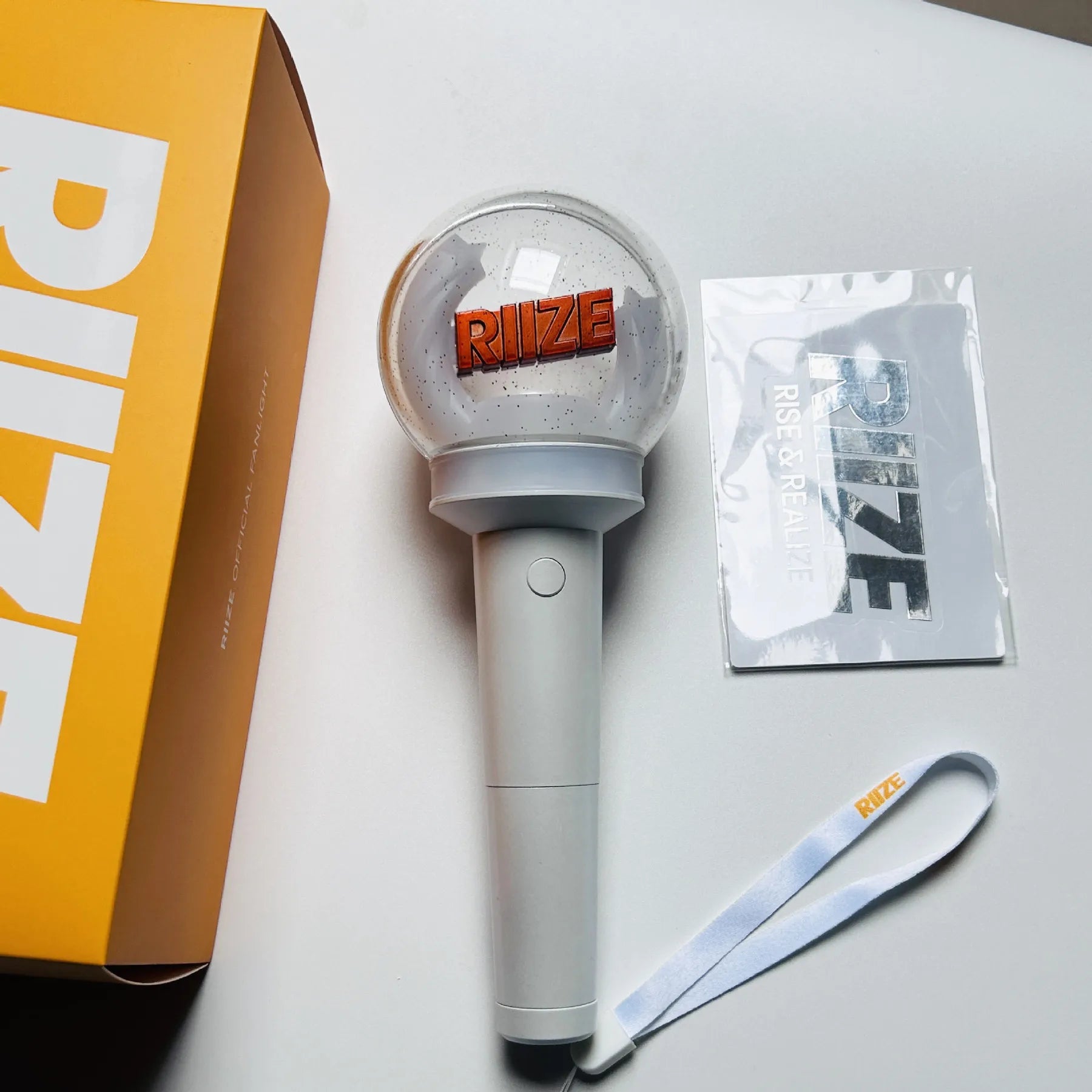 Kpop RIIZEed Lightstick Support Concert Glow Light Stick With Acrylic Keychains Decorations Party Flash Lamp For Fans Gift otakupop.store