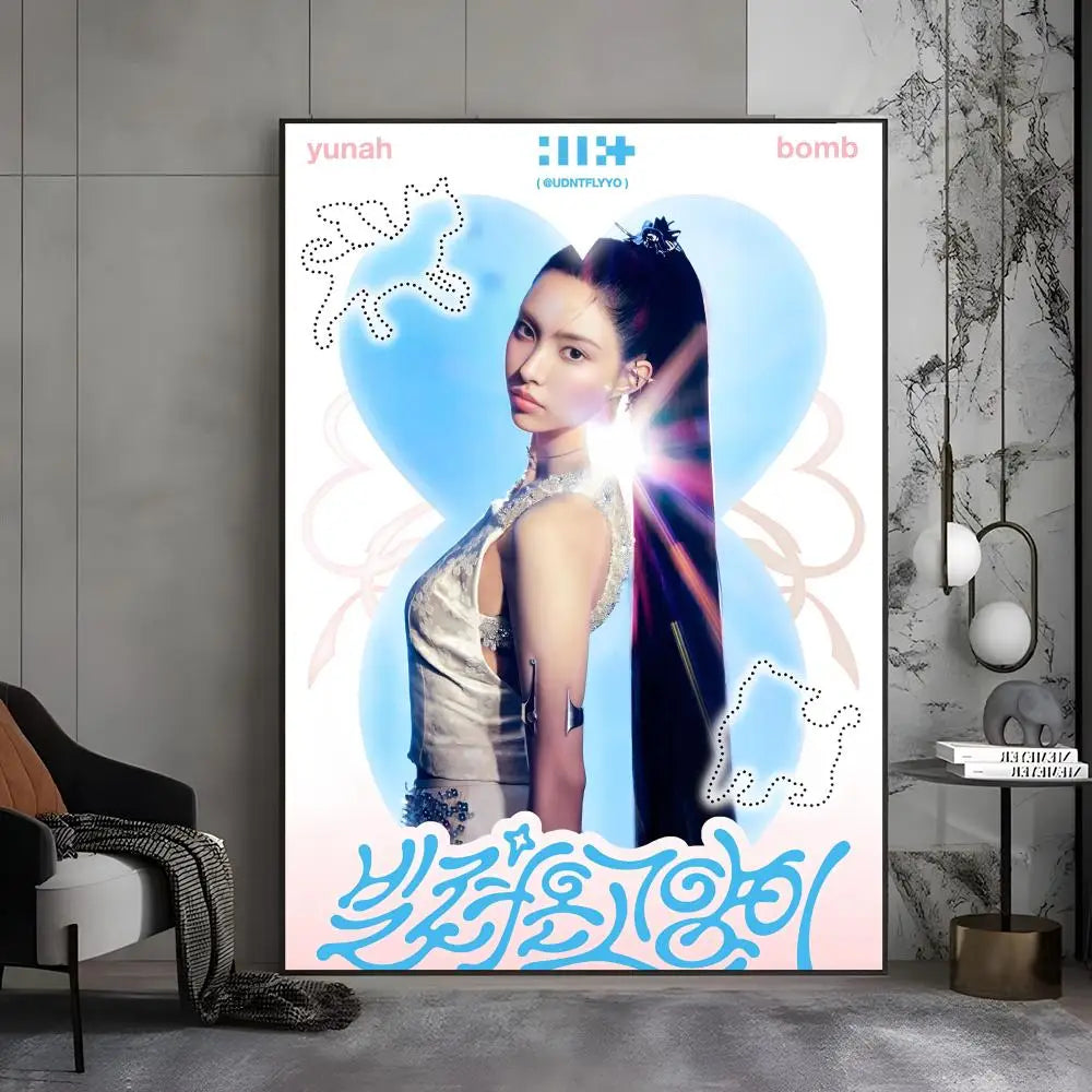 Poster ILLIT – K-pop Wall Art Premium 50x70 cm