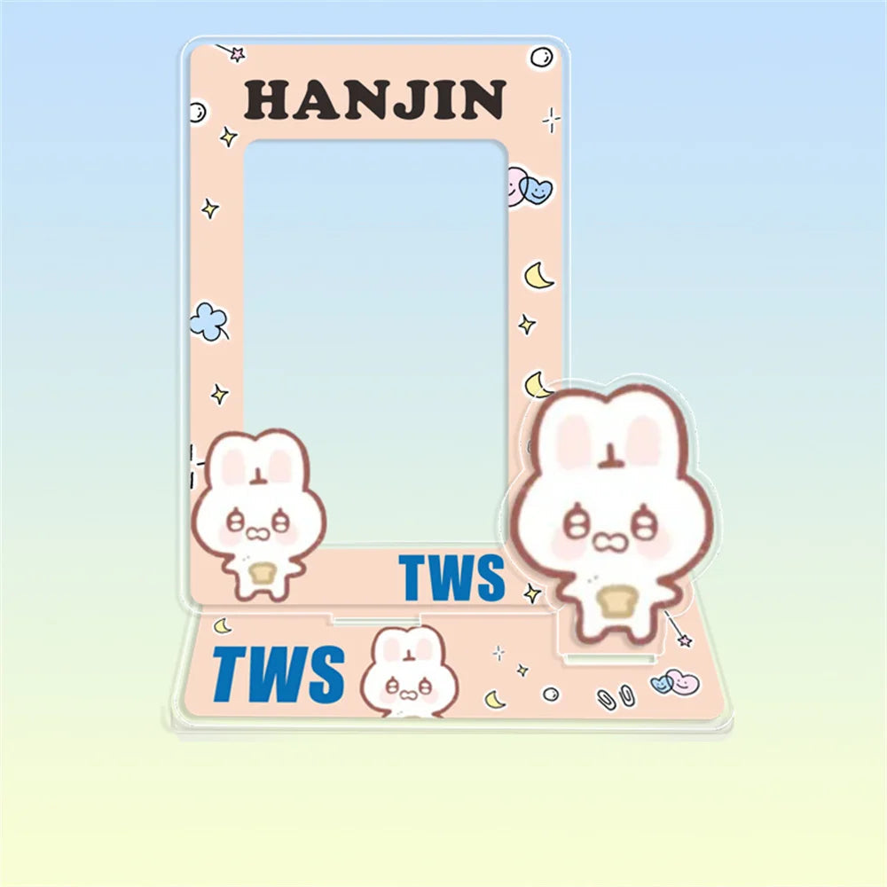 Hot Sale Babymonster ATEEZ CORTIS BINI ZB1 Card Holder Stand Figure TWS KATSEYE NMIXX Cards Sleeve Stand Board Fans Gift Decor otakupop.store